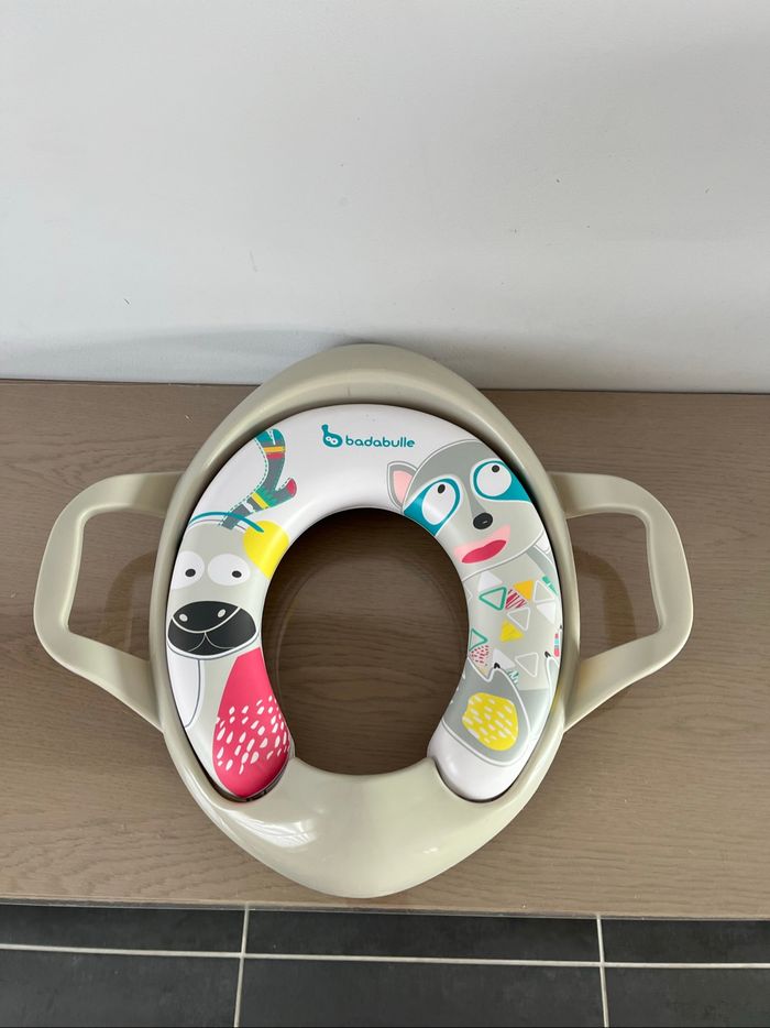 Réducteur de toilette badabulle avec poignées
