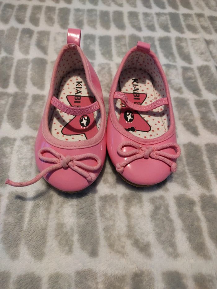 Chaussures plates ballerines élastique rose Kiabi pointure 21 - photo numéro 2