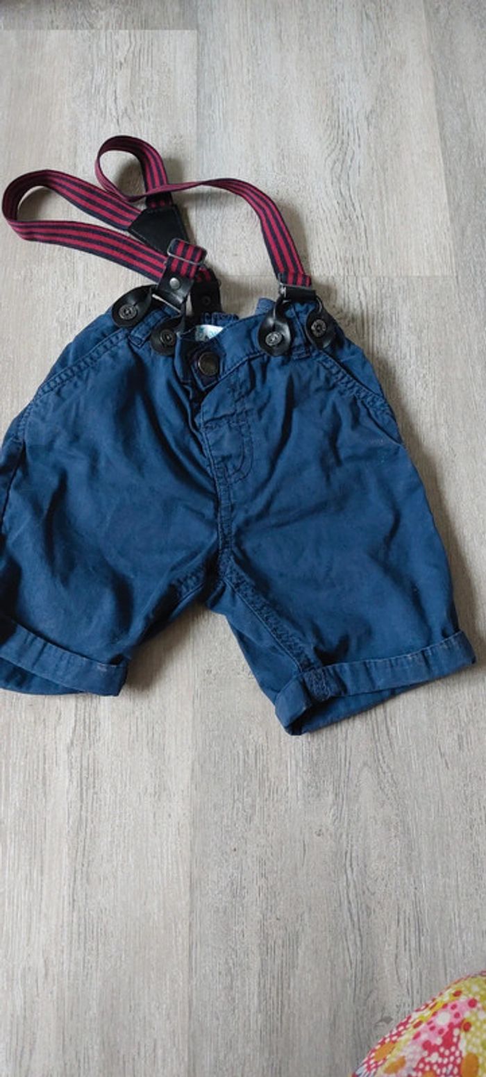 Short bleu marine avec bretelles - photo numéro 2