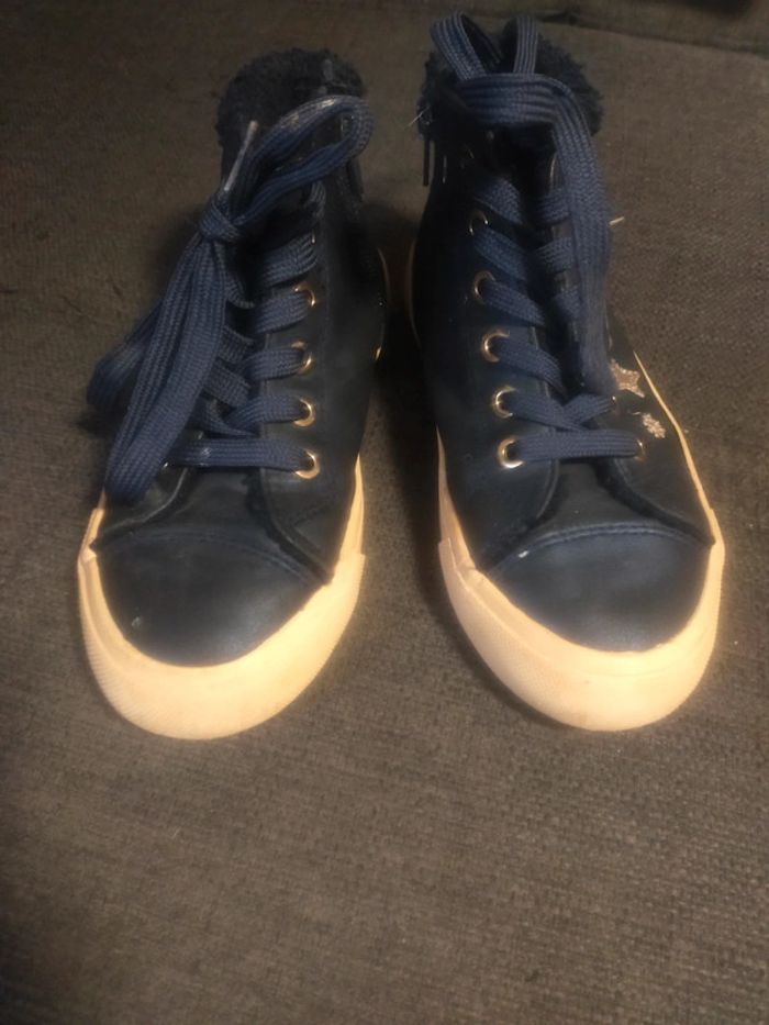 Chaussures fourrés fille T 31 Kiabi a lacets et fermeture - photo numéro 2