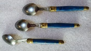 Cuillères "Laguiole" 