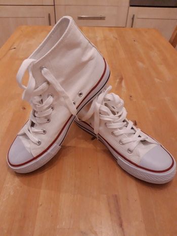 Baskets montantes en toile écru 39 NEUVES