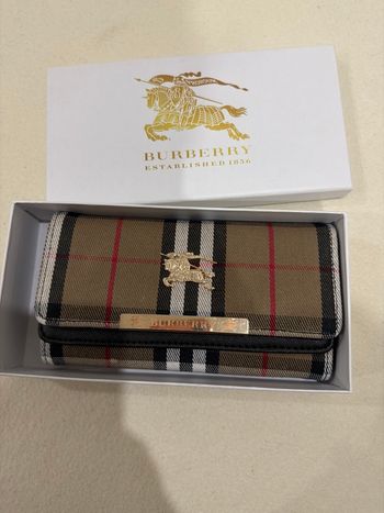 Portefeuille femme burberry 