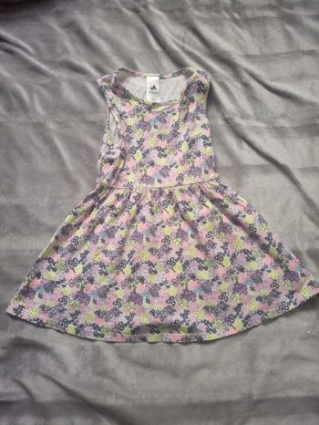 Robe fille taille 5 ans
