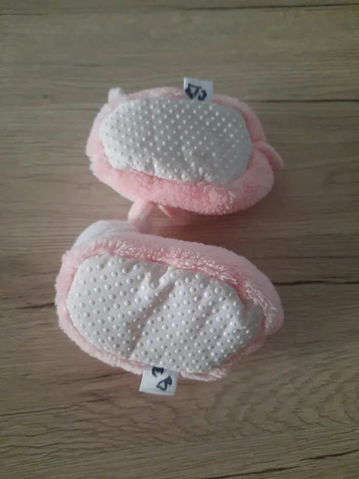 Chaussons bébé - photo numéro 2