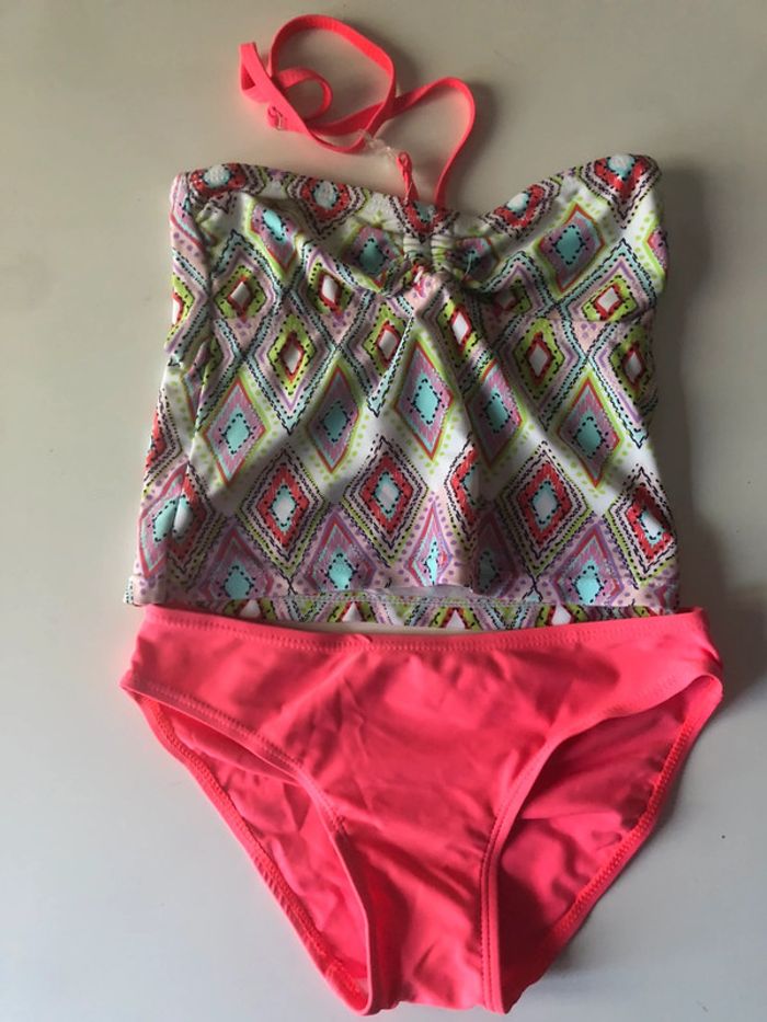 Sublime maillot de bain 2 pièces taille 8 ans