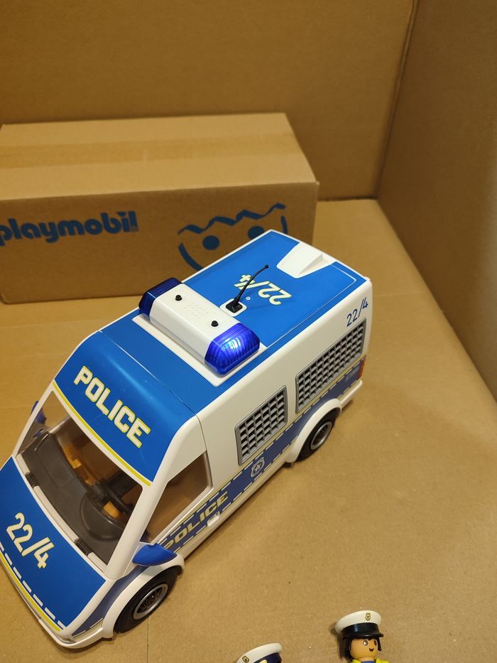 Playmobil 70899 Fourgon de police -occasion - photo numéro 4