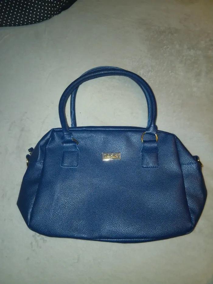 Petit sac a main bleu marine foncé ( Neuf )