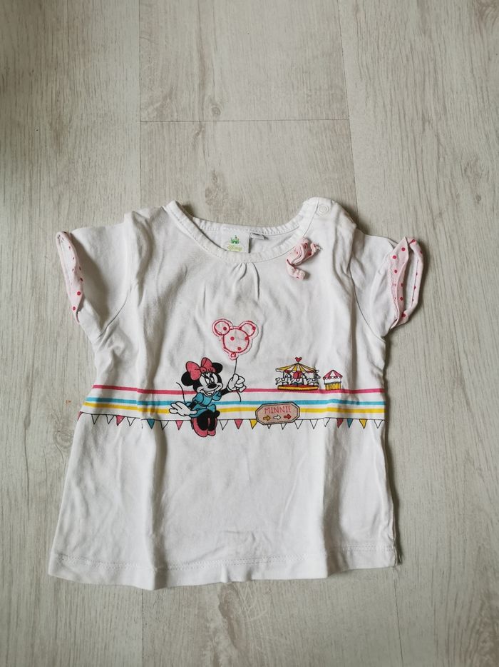 Lot t shirts minnie 6 mois - photo numéro 2