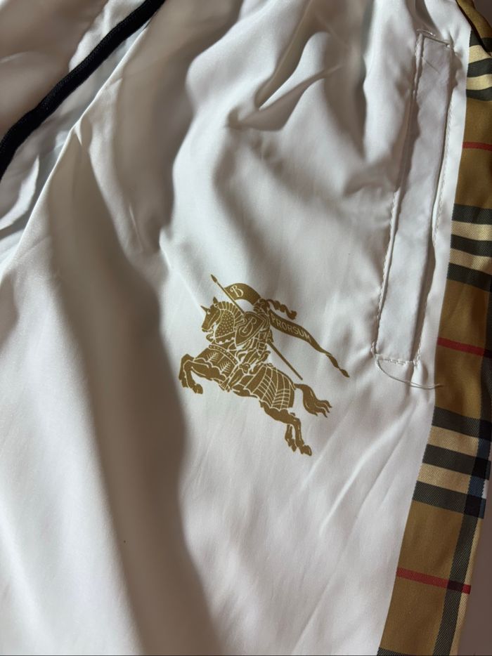 short Burberry - photo numéro 4