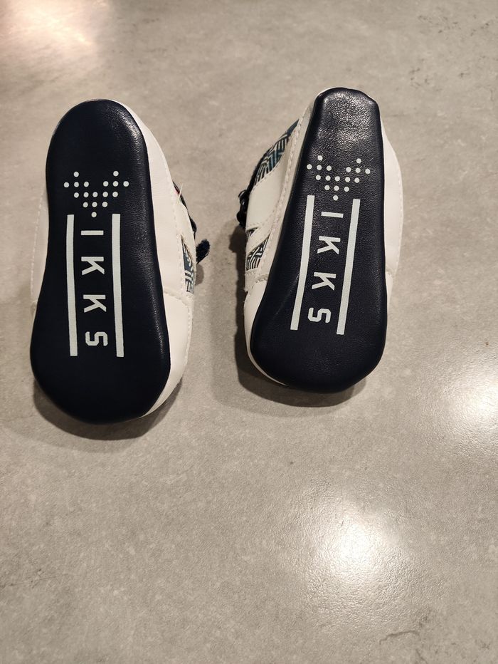 Chaussures type baskets bébé IKKS 6/12 mois - photo numéro 2