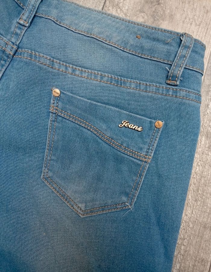 Short en jean taille 38 - photo numéro 3