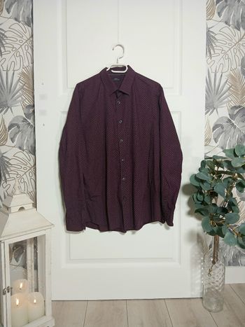 Chemise Celio – Taille L – Bordeaux à micro-motif – Élégante & moderne