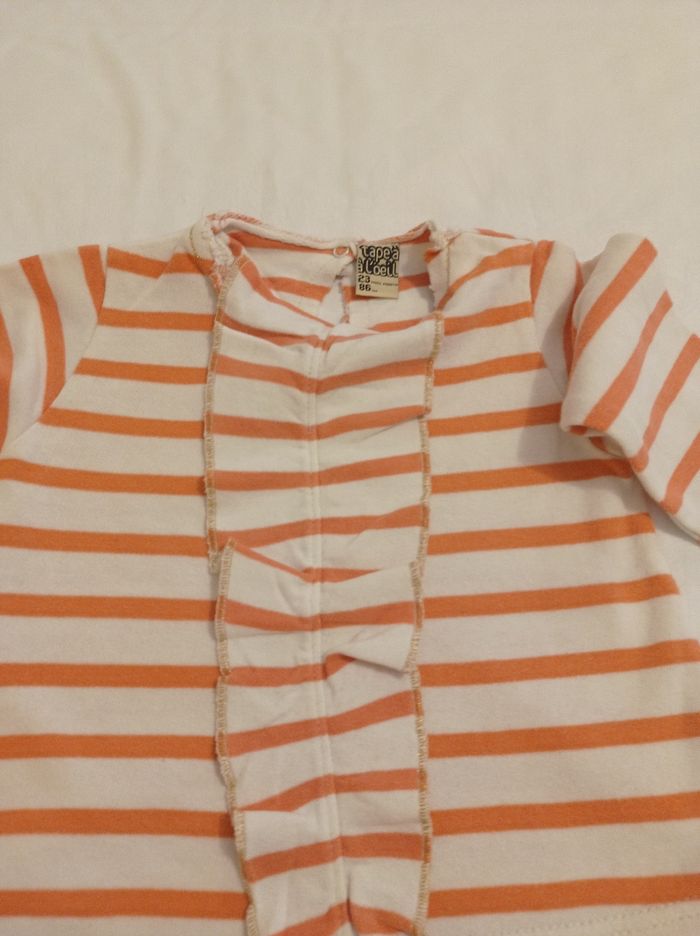 Pull moche longues couleur blanc et orange voir photos marqué tu as pas l'oeil taille 23 mois 86 cm photos très jolie