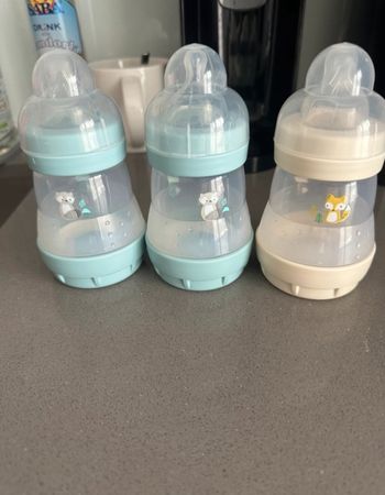 Lot 3 biberons mam