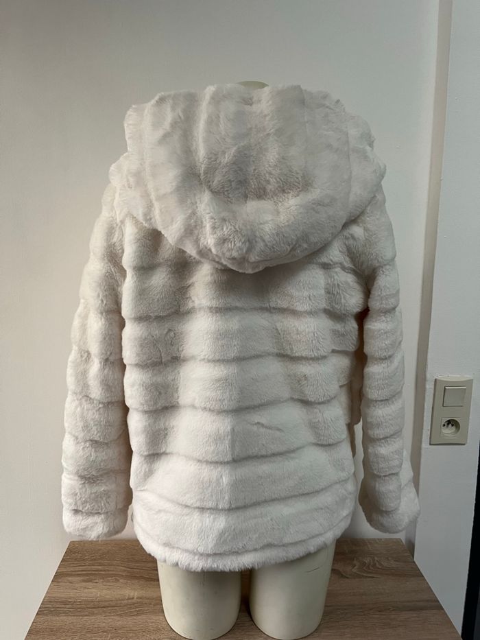 Manteau tout doux taille S/M - photo numéro 8