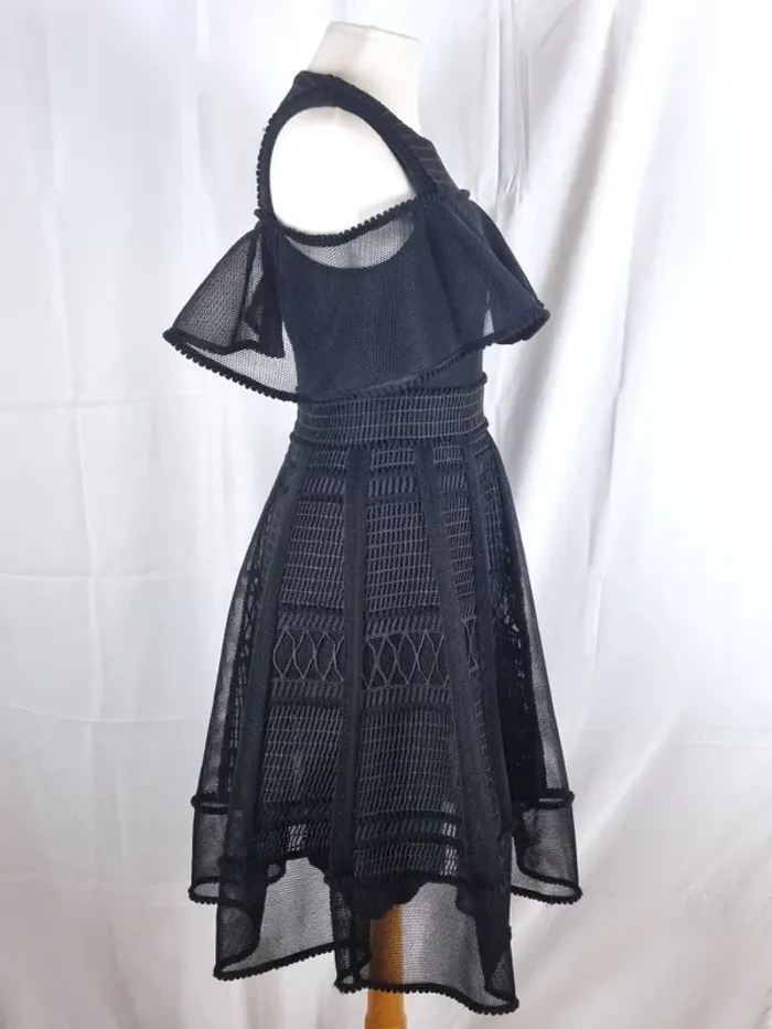 Robe Maje noire modèle Rosalie très original pour soirée cocktail sans manches T1/36/S - photo numéro 4