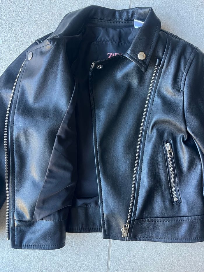 Veste perfecto simili cuir Zara - photo numéro 6