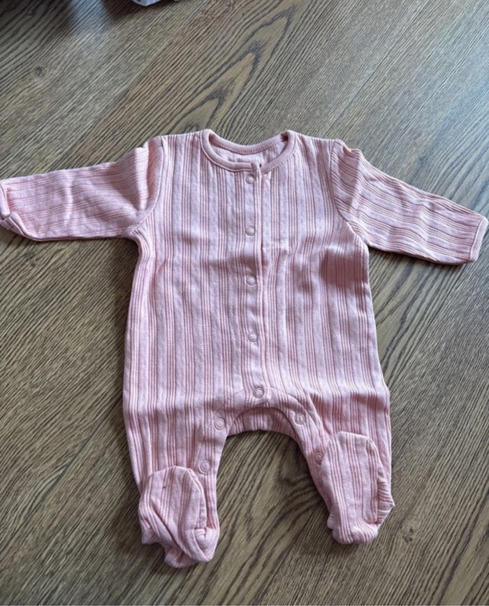 Lot de pyjamas - photo numéro 8
