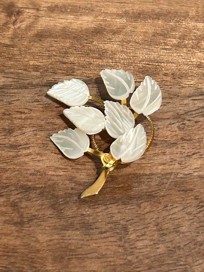 Broche - photo numéro 2