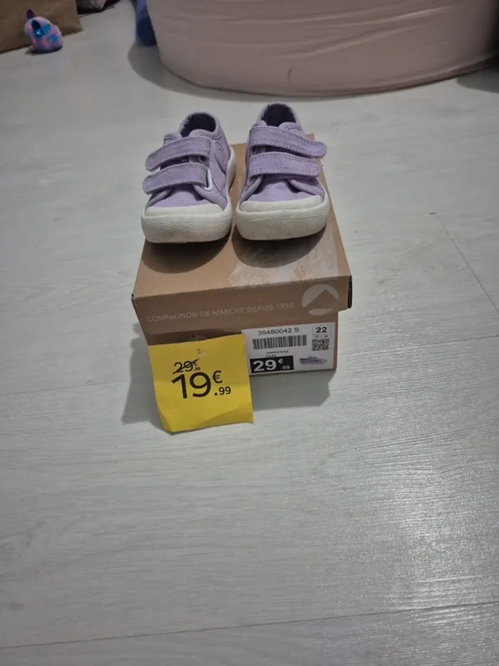 Basket à scratch violet T22
