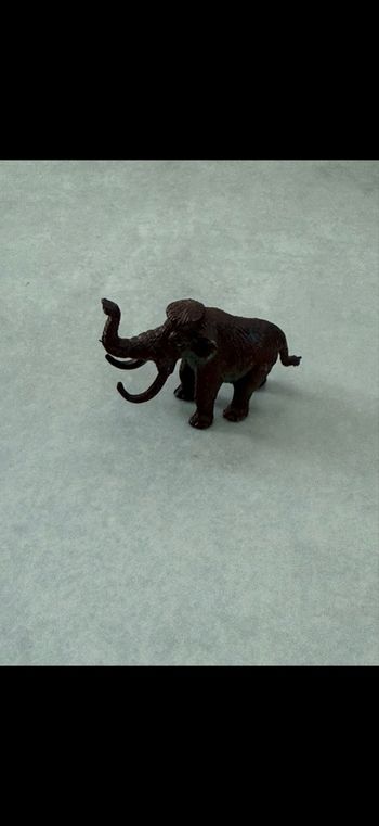 Figurine mammouth