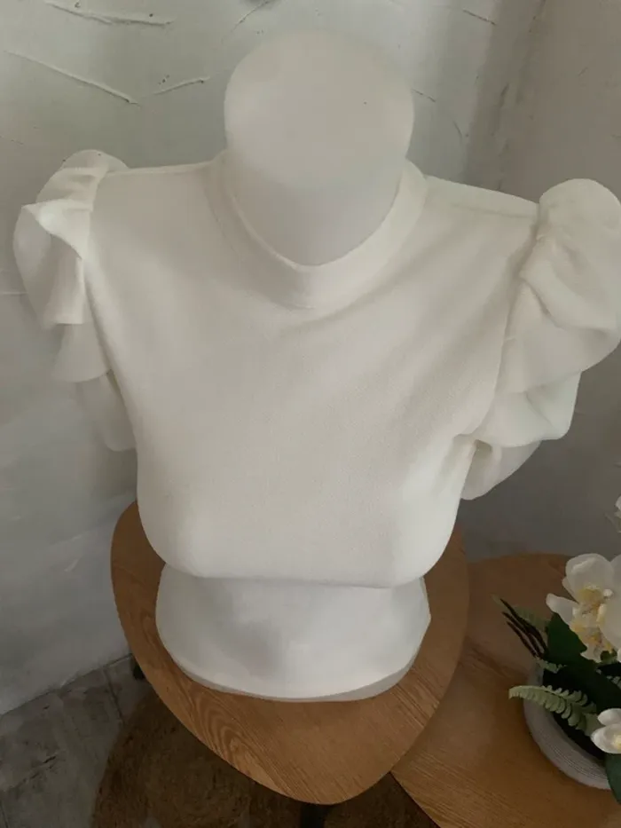 Blouse blanche SHEIN taille XS manches bouffantes - photo numéro 2