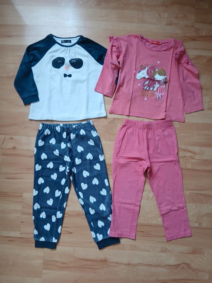Lot de vêtements fille 3 ans - photo numéro 3