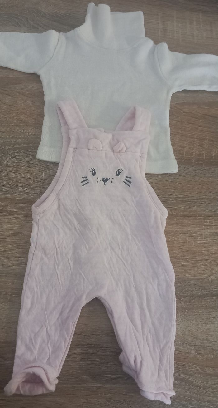 Ensemble fille taille 1 mois - photo numéro 2