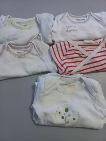 Lot body manches courtes