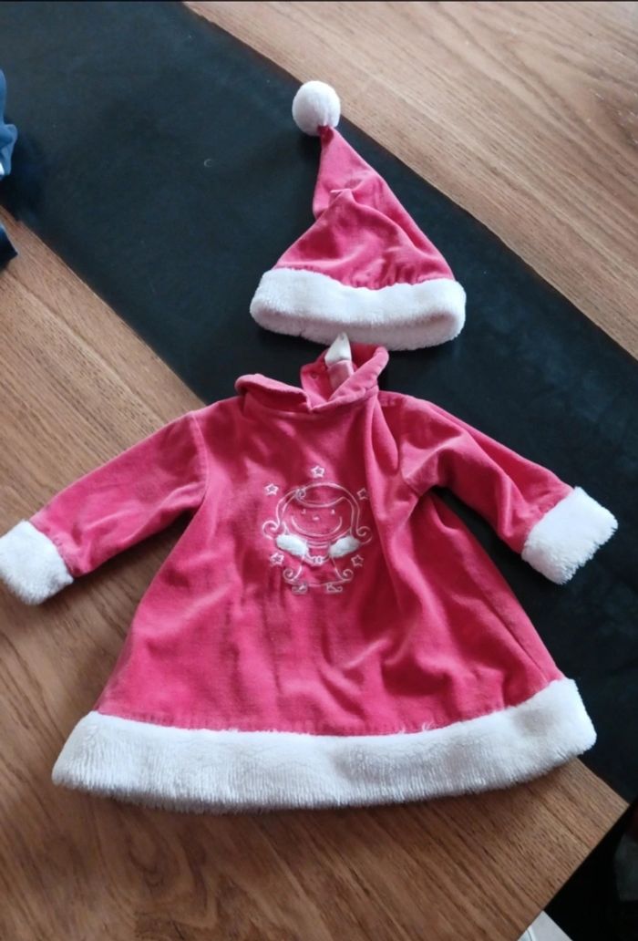 Robe de noël et bonnet 6 mois