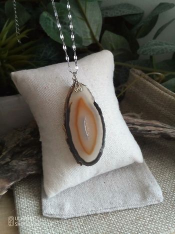 Collier en pierre d'agate naturelle