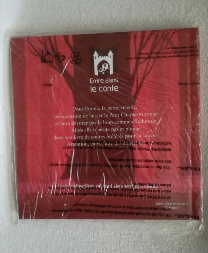 Livre McDo - il faut sauver le petit chaperon rouge - photo numéro 2