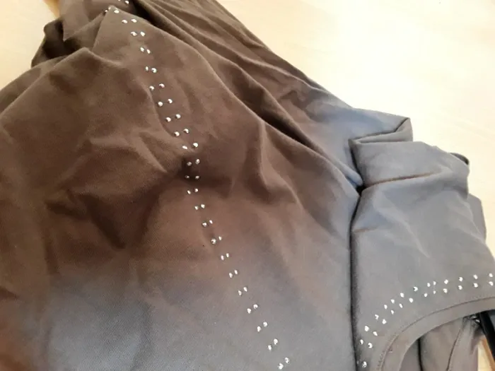 T Shirt avec strass - photo numéro 3