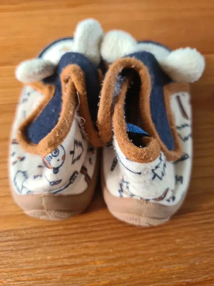 Chaussons à scratchs Taille 20 - photo numéro 2