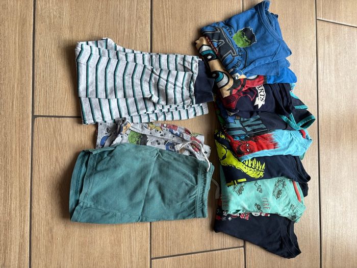 Gros lot de vêtements garçon 5/6 ans - photo numéro 8