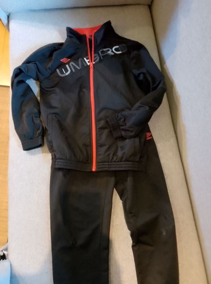 Ensemble umbro
