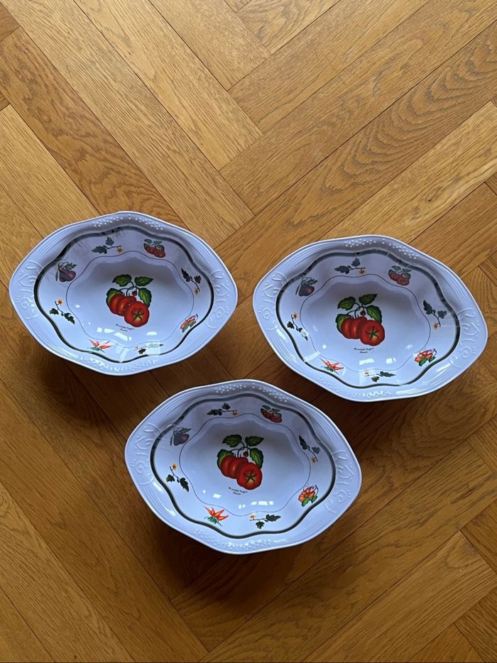 Lots de 7 plats en plastique vintage - photo numéro 2