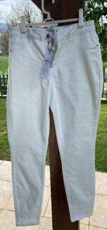 PANTALON BLANC JYP NEUF