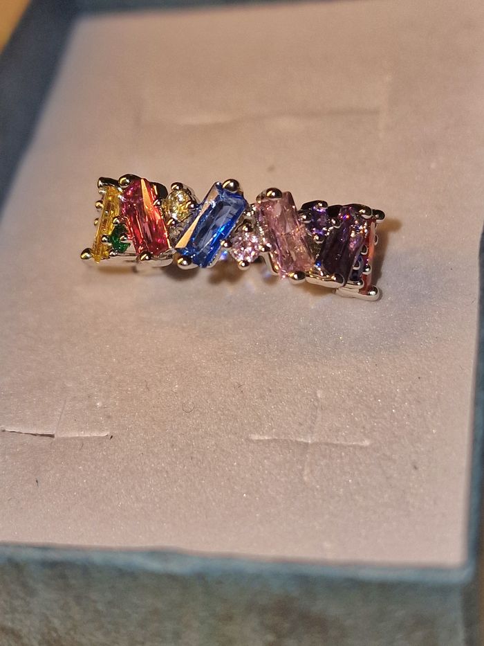 Bague incrustée de cristaux - photo numéro 5