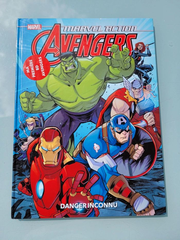BD légère Marvel Action Avengers, Danger Inconnu (19)