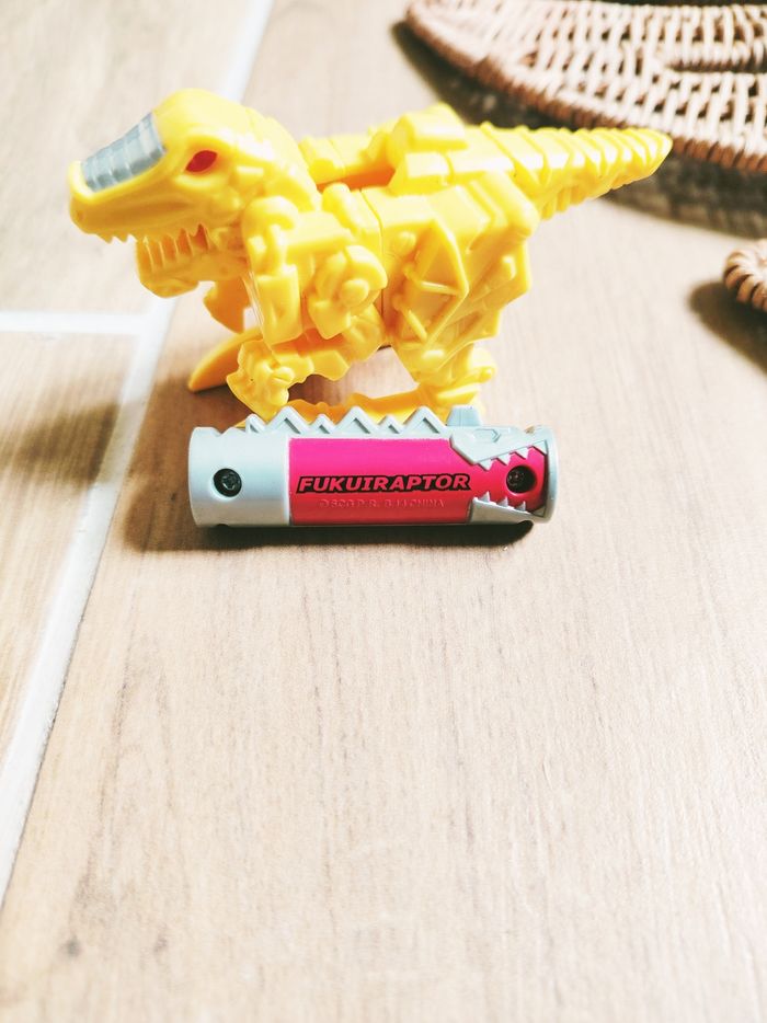 🦖 Power rangers dino charge mini zord et Energem/dino chargeur n* 22 Fukuiraptor Bandai - photo numéro 3