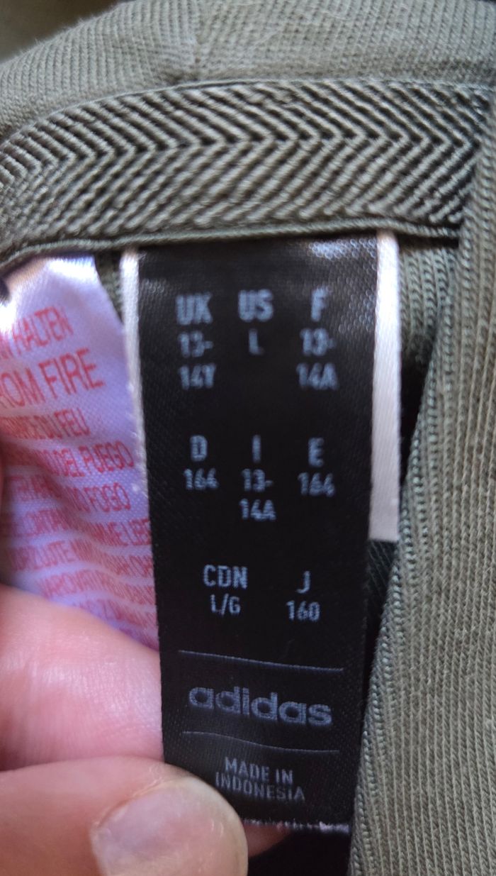 Survêtement Adidas - 14 ans - photo numéro 4