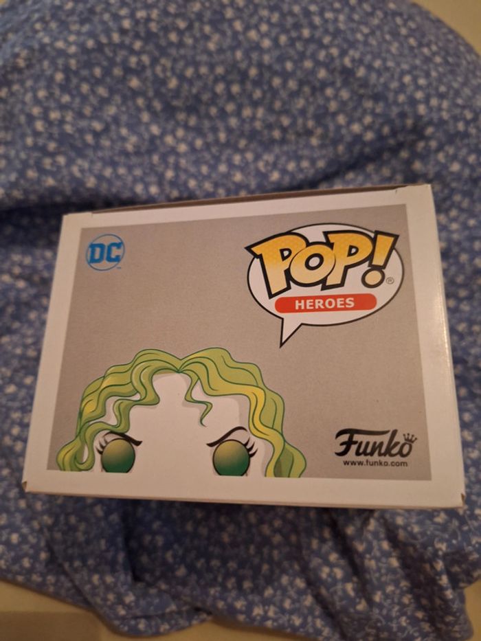 Funko pop dc super heroes the joker 203 - photo numéro 4