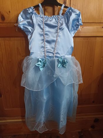 Robe déguisement Cendrillon neuve