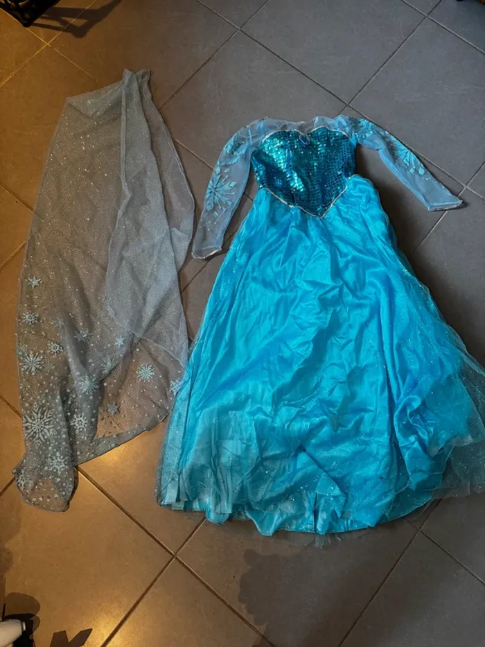 Robe de princesse - Cesar / Type Reine des Neiges / Elsa - 8/10 ans - photo numéro 2