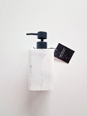 Pompe à savon - Effet marbré - Neuve avec étiquette !