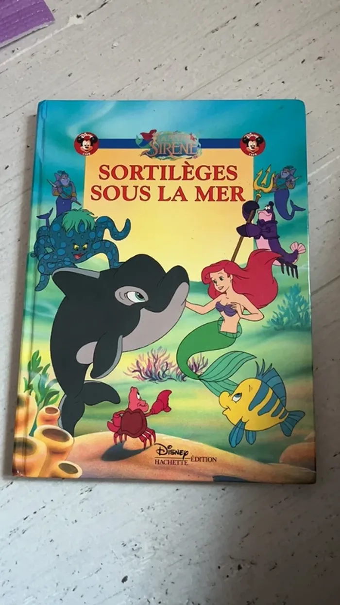 Livre Disney la petite sirène