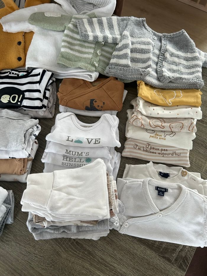 Lot vêtements bébé garçon - photo numéro 2