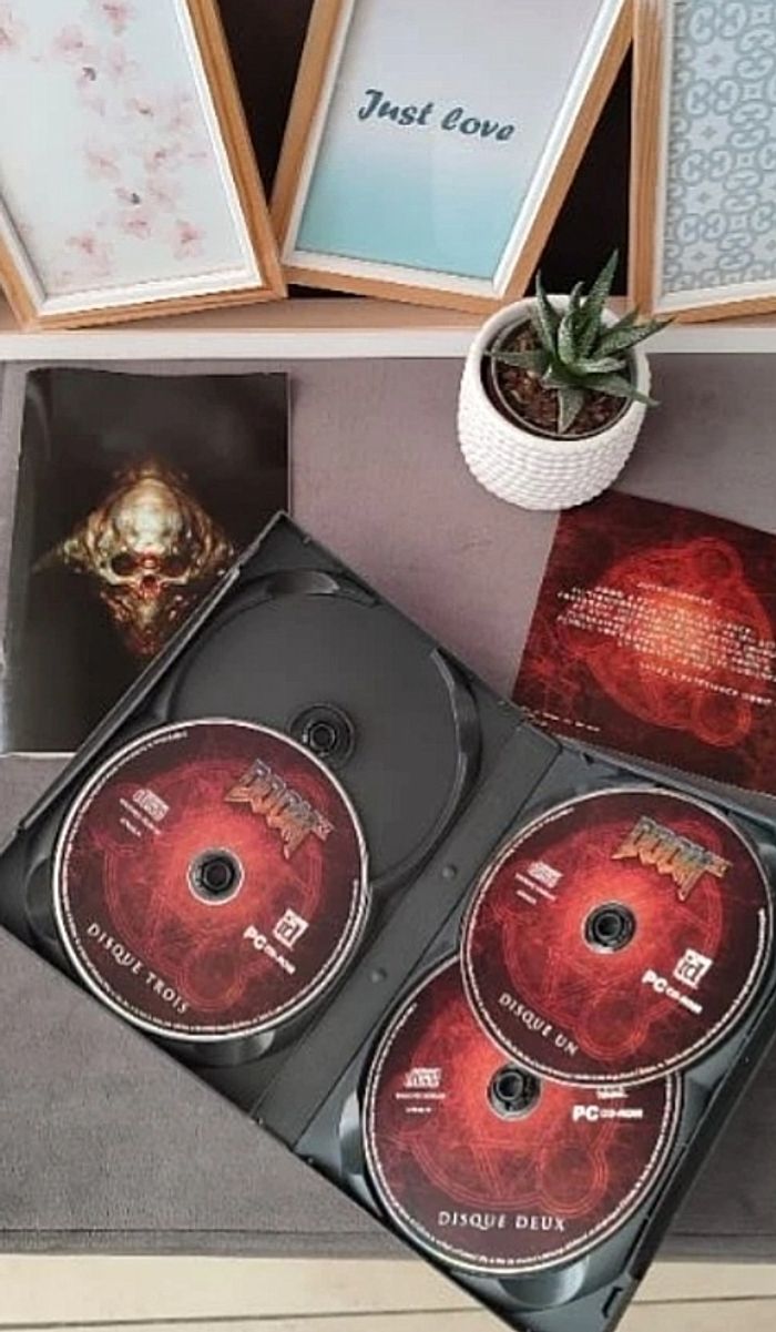 Doom 3 jeux PC 18+ - photo numéro 3